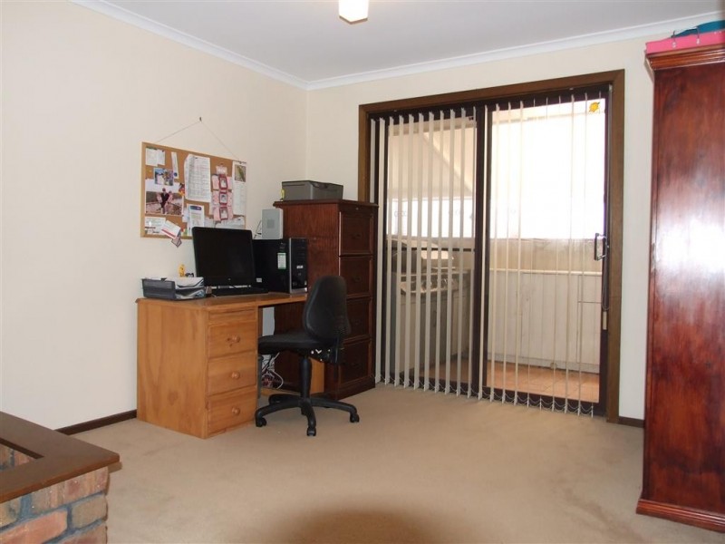 4 Najar Crescent, Berri SA 5343