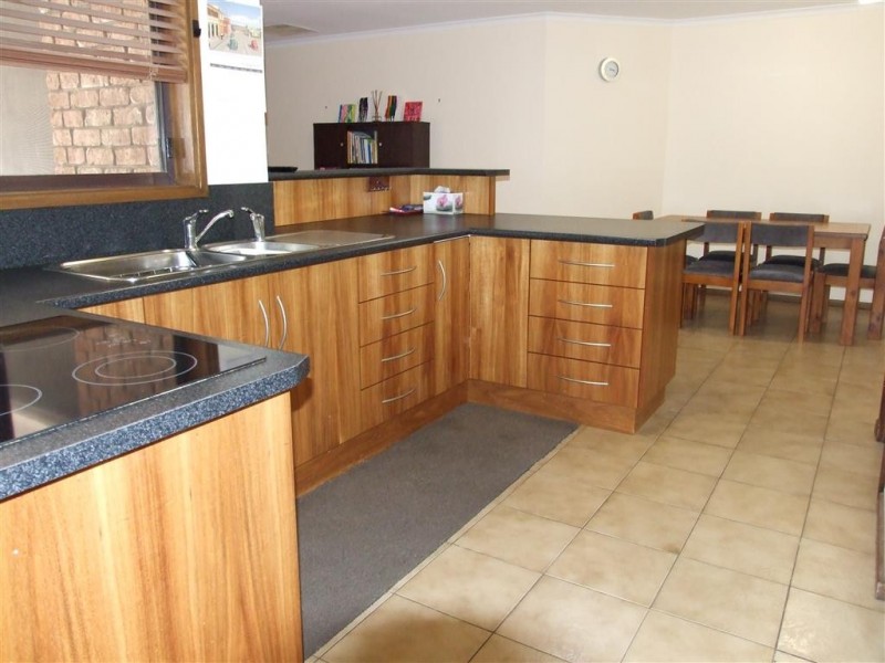 4 Najar Crescent, Berri SA 5343