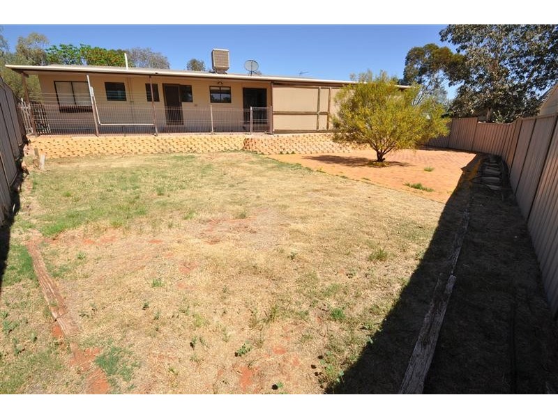 3 Emeroo Court, Roxby Downs SA 5725