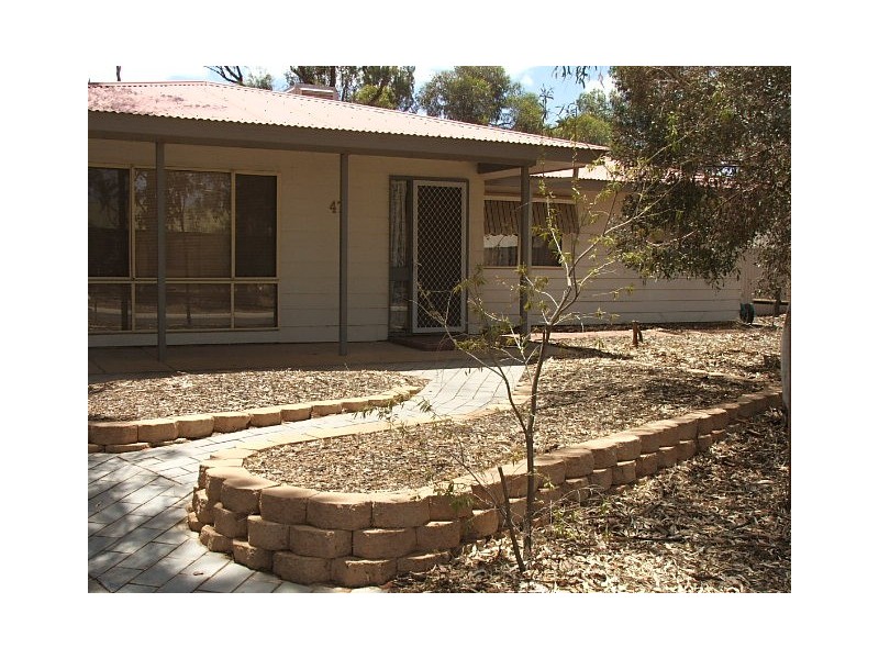 47 HERMIT STREET, Roxby Downs SA 5725