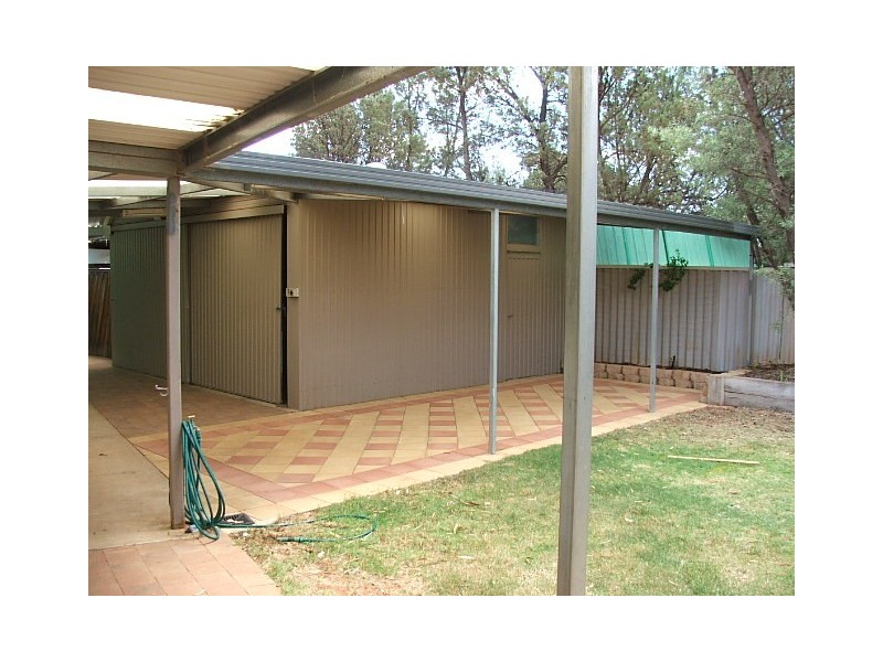 47 HERMIT STREET, Roxby Downs SA 5725