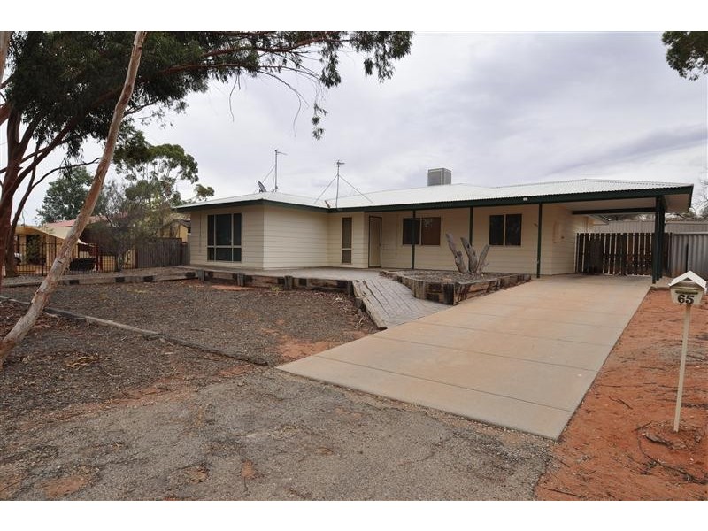 65 Pioneer Drive, Roxby Downs SA 5725