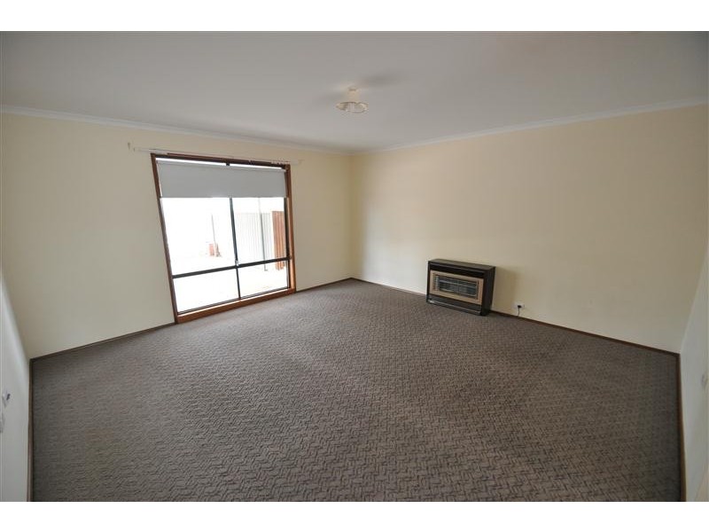 19 Mulgaria St, Roxby Downs SA 5725