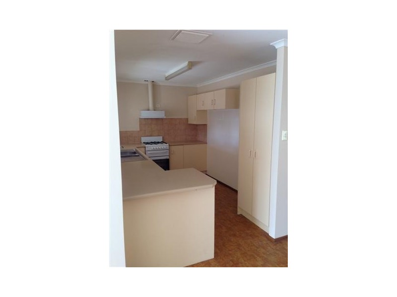 16 IRRAPATANA, Roxby Downs SA 5725