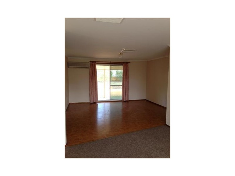 16 IRRAPATANA, Roxby Downs SA 5725