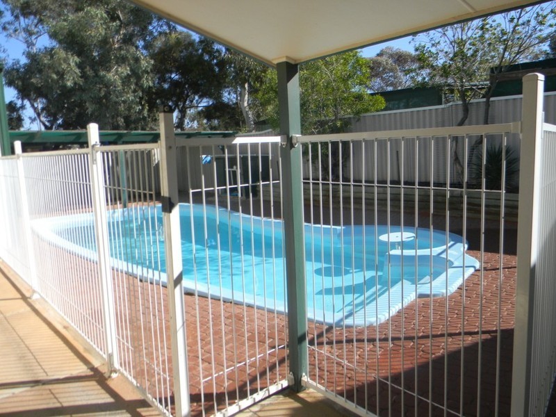 13 Wangianna Street, Roxby Downs SA 5725