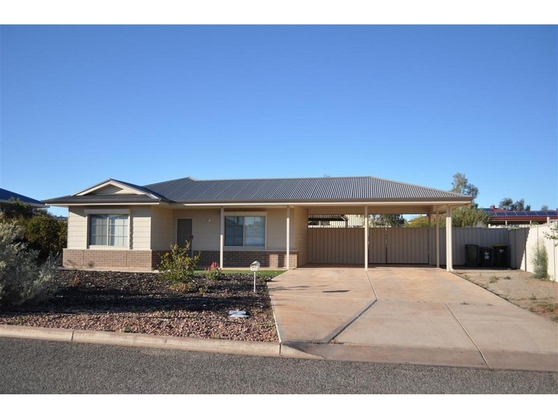 12 MULGA COURT, Roxby Downs SA 5725