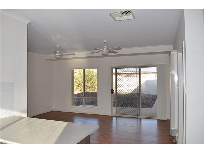 12 MULGA COURT, Roxby Downs SA 5725