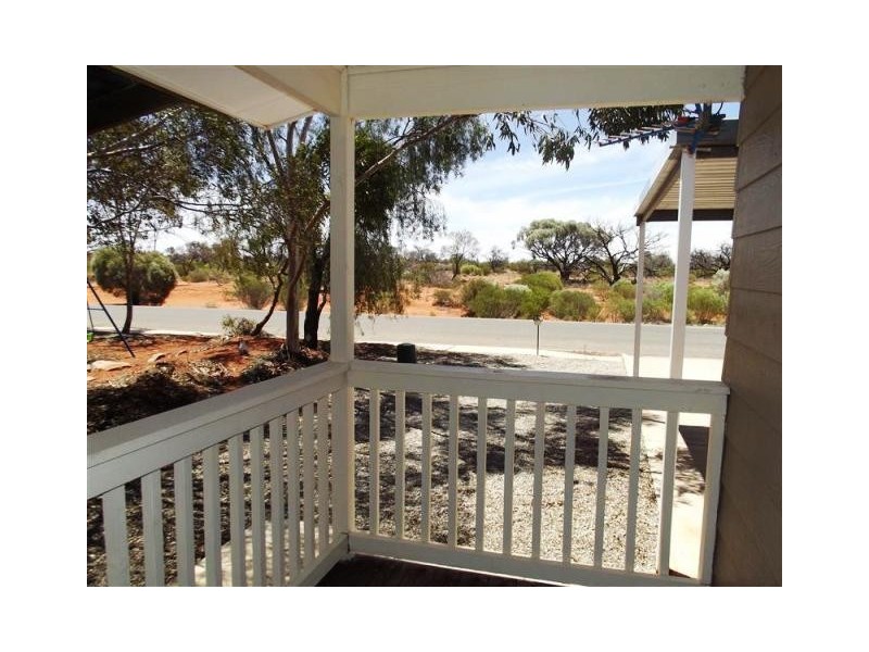 92 A Axehead Road, Roxby Downs SA 5725