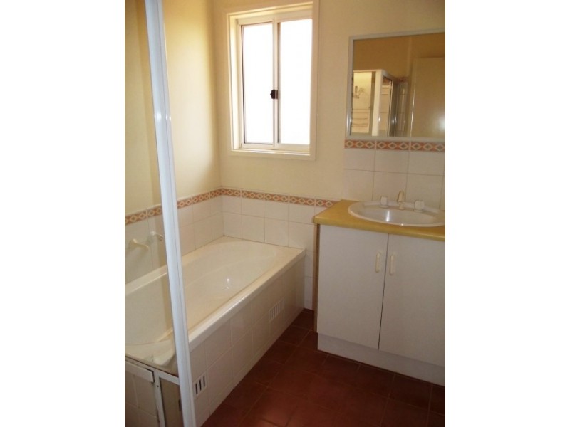 01 Santalum Way, Roxby Downs SA 5725