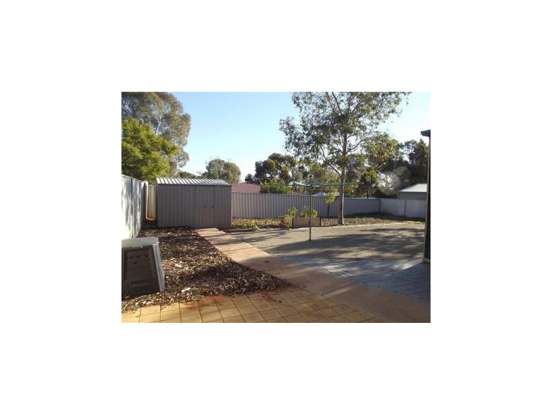 31 FINNISS STREET, Roxby Downs SA 5725