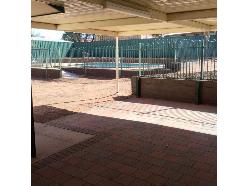 109 STUART ROAD, Roxby Downs SA 5725