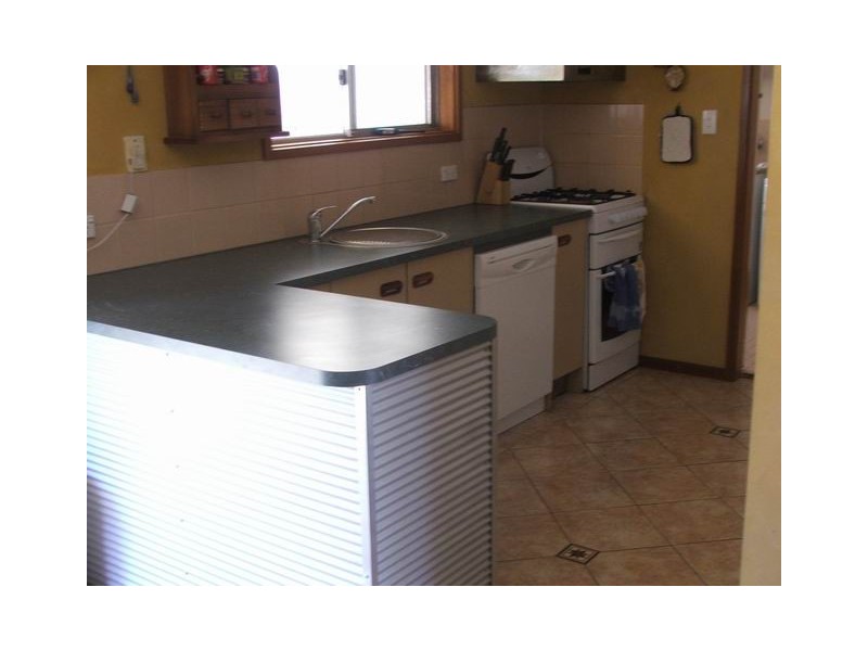 1 ARCOONA STREET, Roxby Downs SA 5725