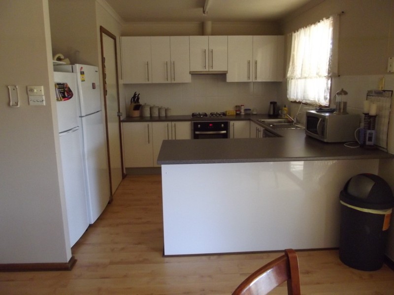 11 BLANCHE COURT, Roxby Downs SA 5725