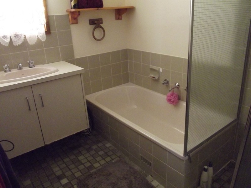 11 BLANCHE COURT, Roxby Downs SA 5725