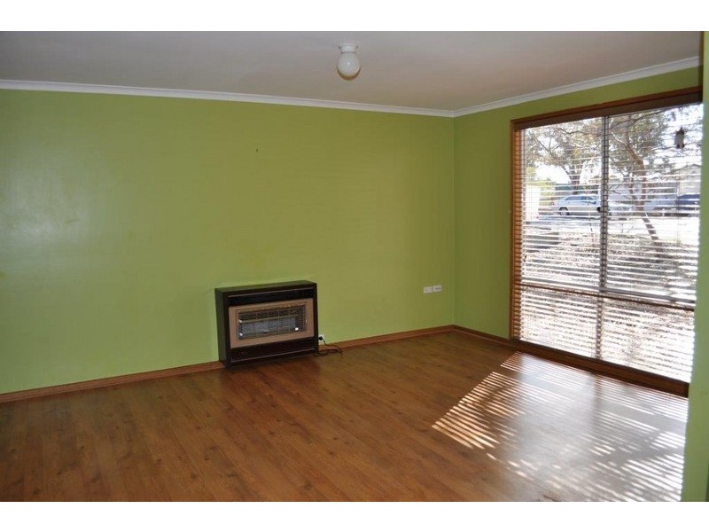 16 WIRRDA STREET, Roxby Downs SA 5725