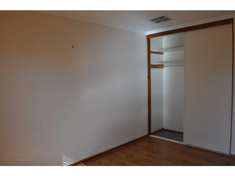 16 WIRRDA STREET, Roxby Downs SA 5725