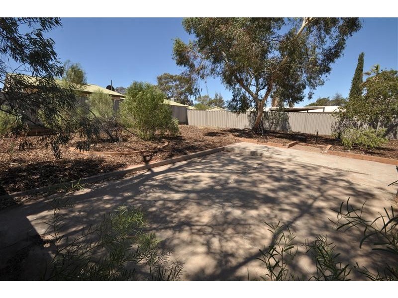 37 Pioneer Drive, Roxby Downs SA 5725