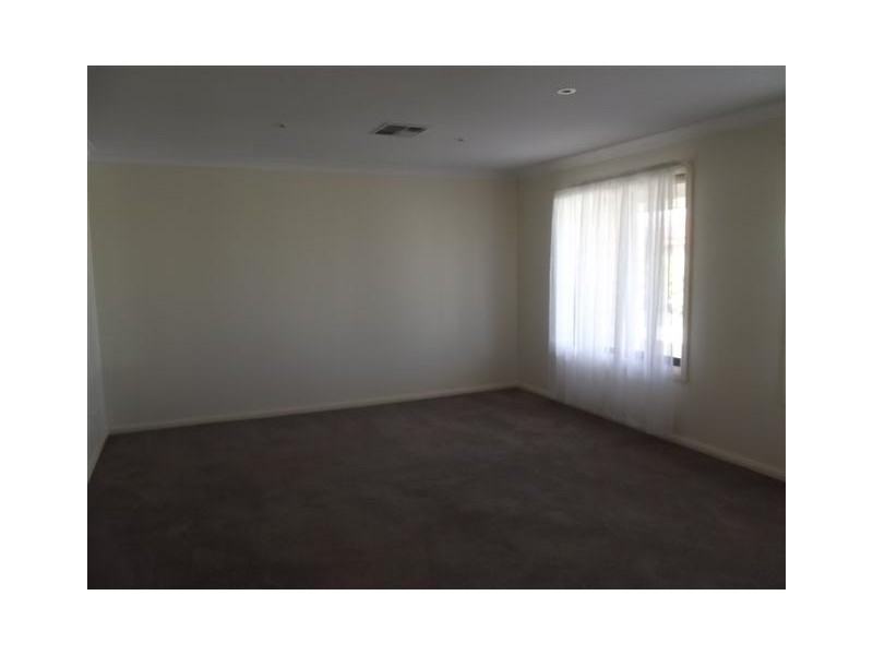 29 Tiliqua Crescent, Roxby Downs SA 5725