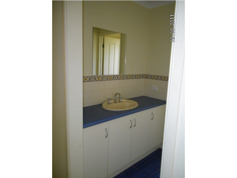 10 KENNEBERY CRES., Roxby Downs SA 5725