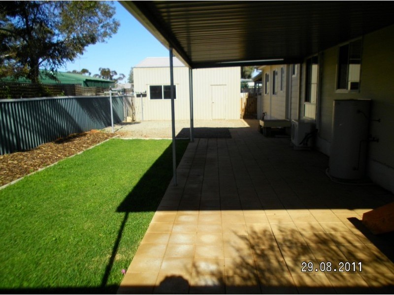 10 KENNEBERY CRES., Roxby Downs SA 5725