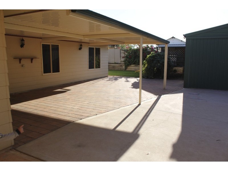 29 QUANDONG STREET, Roxby Downs SA 5725
