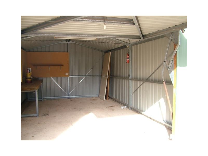 8 Hamilton, Roxby Downs SA 5725