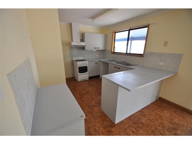 89 PIONEER DRIVE, Roxby Downs SA 5725