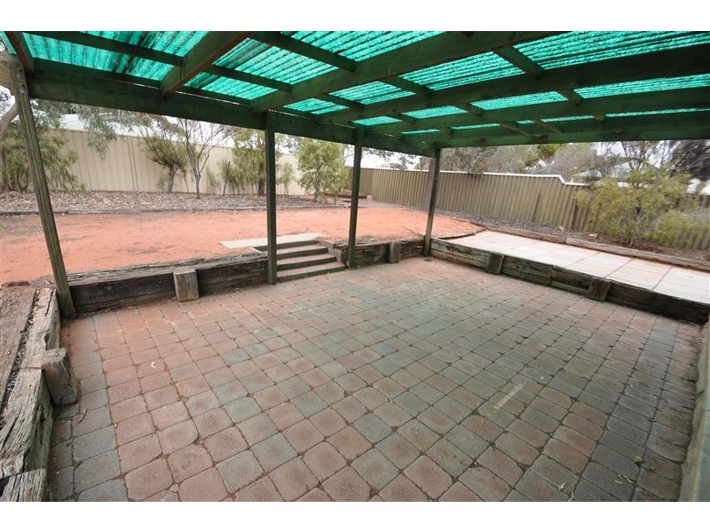 89 PIONEER DRIVE, Roxby Downs SA 5725