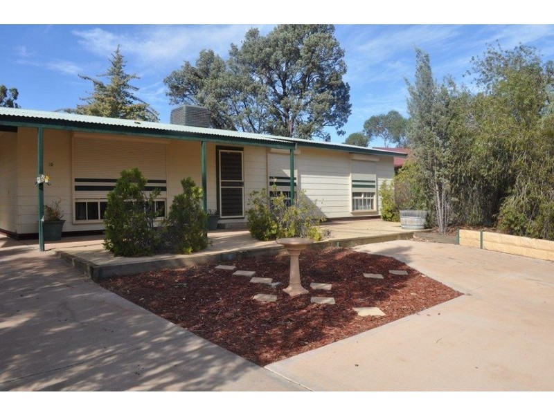 10 IRRAPATNA STREET, Roxby Downs SA 5725