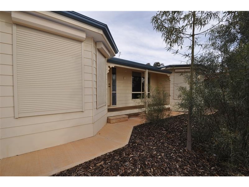 10 Tiliqua Cres, Roxby Downs SA 5725