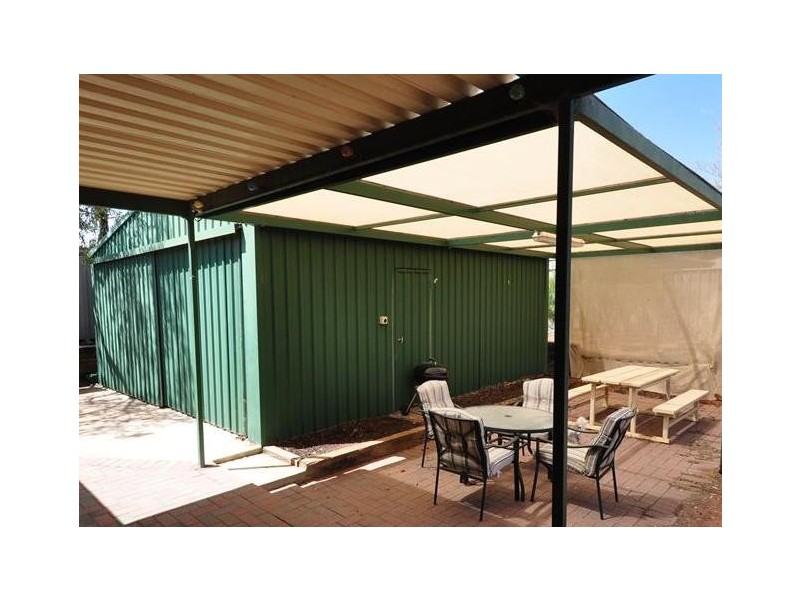 8 Emeroo Court, Roxby Downs SA 5725