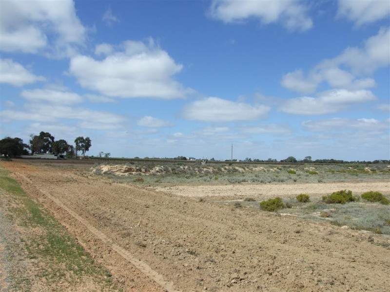 Sec 90 and 186 Sanctuary Road Chaffey via, Renmark SA 5341