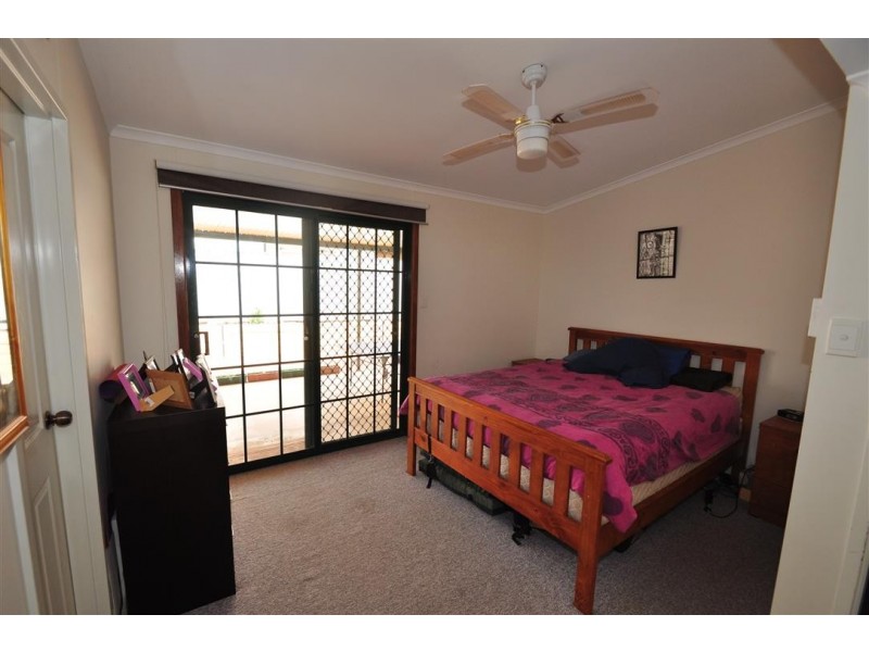 35 Finniss Street, Roxby Downs SA 5725