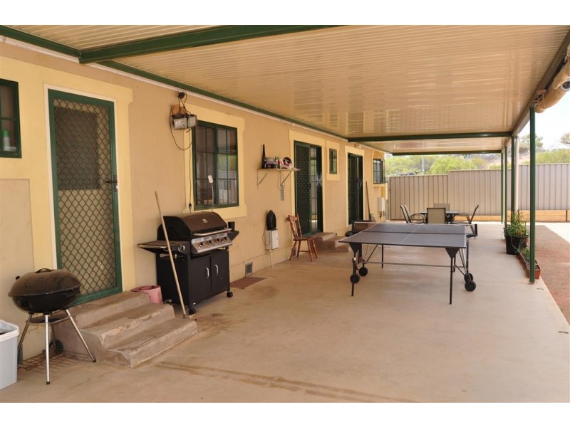 35 Finniss Street, Roxby Downs SA 5725