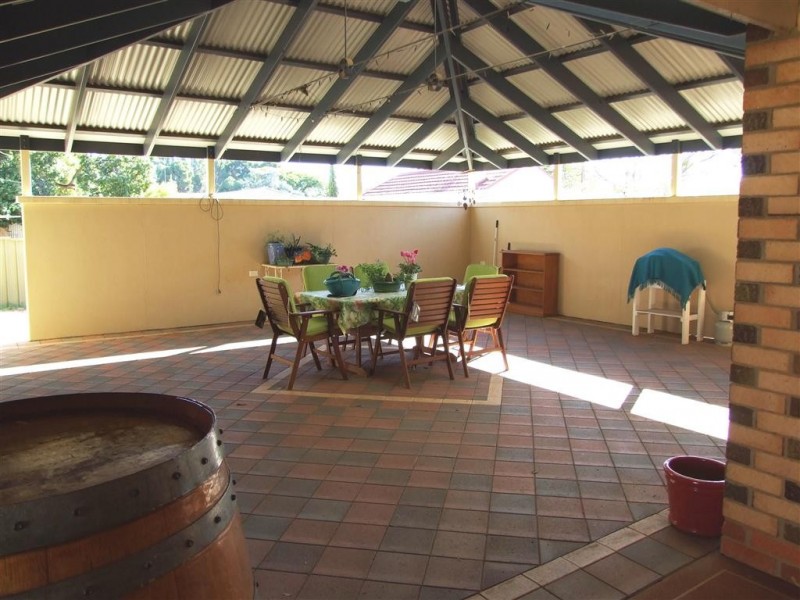 18 Third Street, Loxton SA 5333