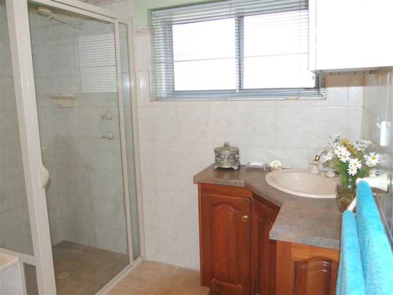 18 Third Street, Loxton SA 5333