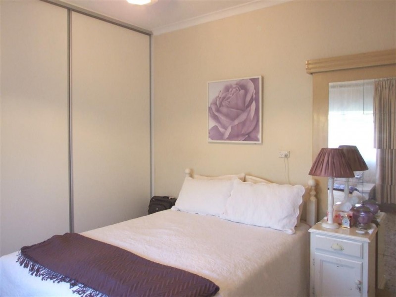 18 Third Street, Loxton SA 5333