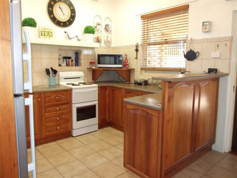 18 Third Street, Loxton SA 5333