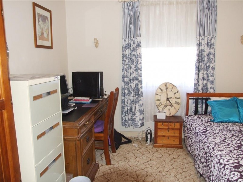 18 Third Street, Loxton SA 5333