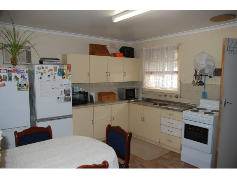 10 Belah Street, Renmark SA 5341
