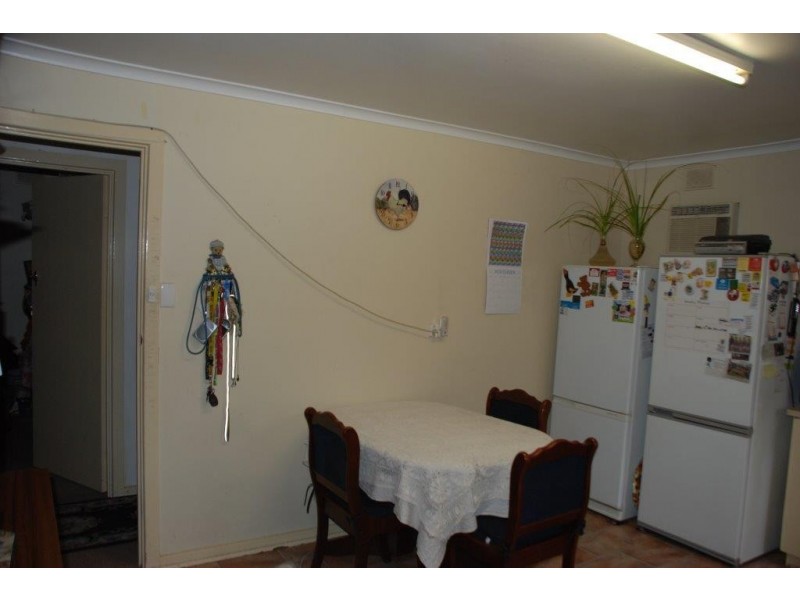 10 Belah Street, Renmark SA 5341