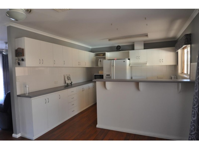 6 Atriplex Court, Roxby Downs SA 5725