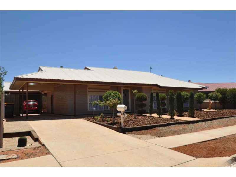 6 Atriplex Court, Roxby Downs SA 5725