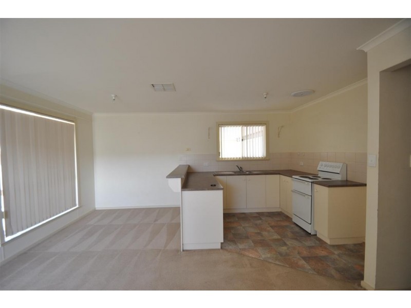 9B Agonis Road, Roxby Downs SA 5725
