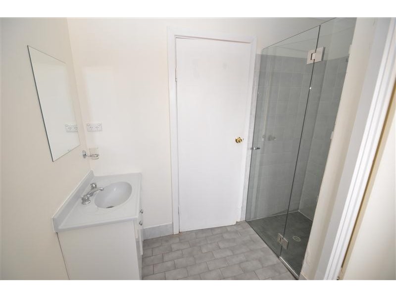 2/34 Axehead, Roxby Downs SA 5725
