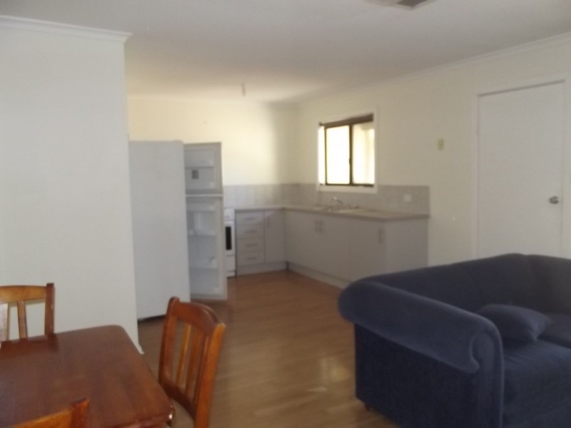 2/34 Axehead, Roxby Downs SA 5725