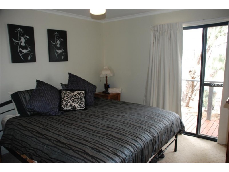 16 Idyll Avenue Murbko Via, Morgan SA 5320