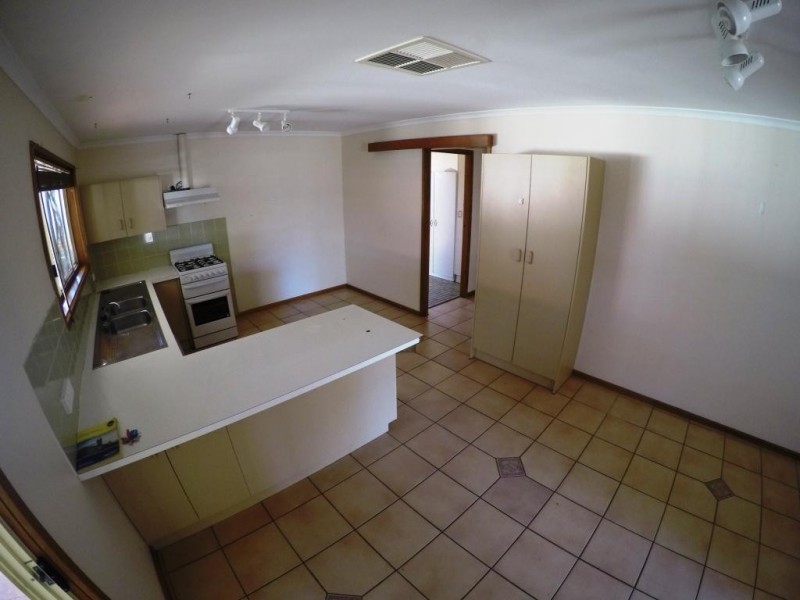 65 Pioneer Drive, Roxby Downs SA 5725