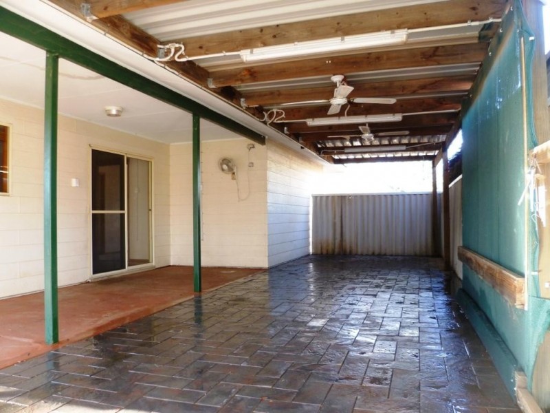 65 Pioneer Drive, Roxby Downs SA 5725